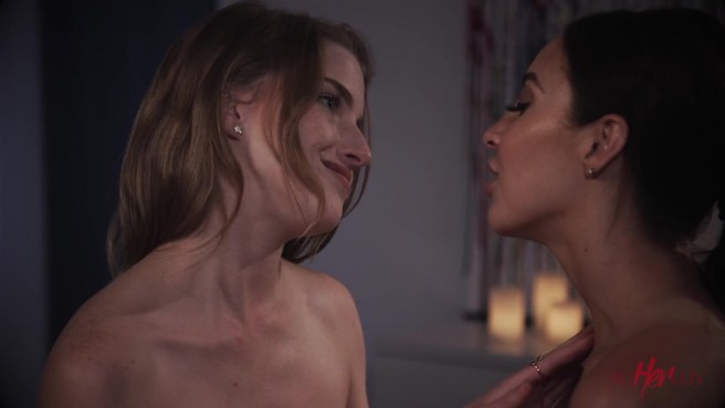 Лесбийская вечеринка, где тёлки задают жару без тормозов #10