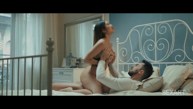 Романтическая встреча с азиаткой и очень горячее совокупление с ней