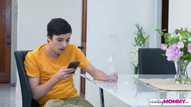 Именно с мачехой можно получить самое невероятное наслаждение #1